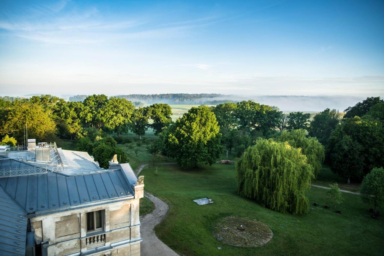 Schloss Kaarz Mit Park Buitenkant foto